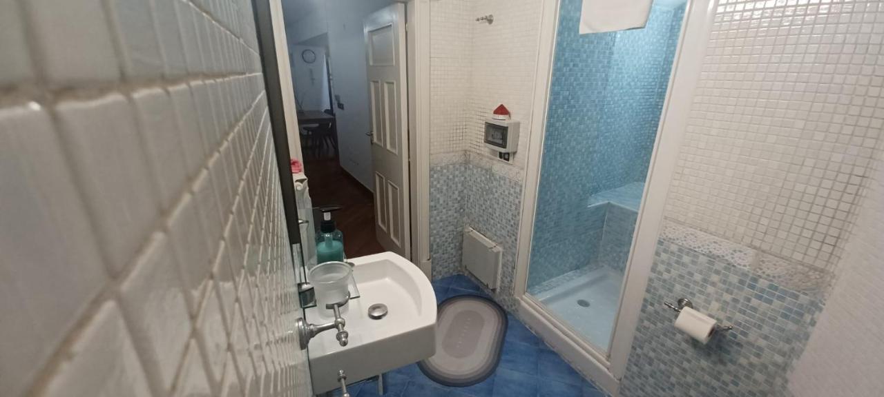 Apartamento Residenza Nunziatella Nápoles Exterior foto