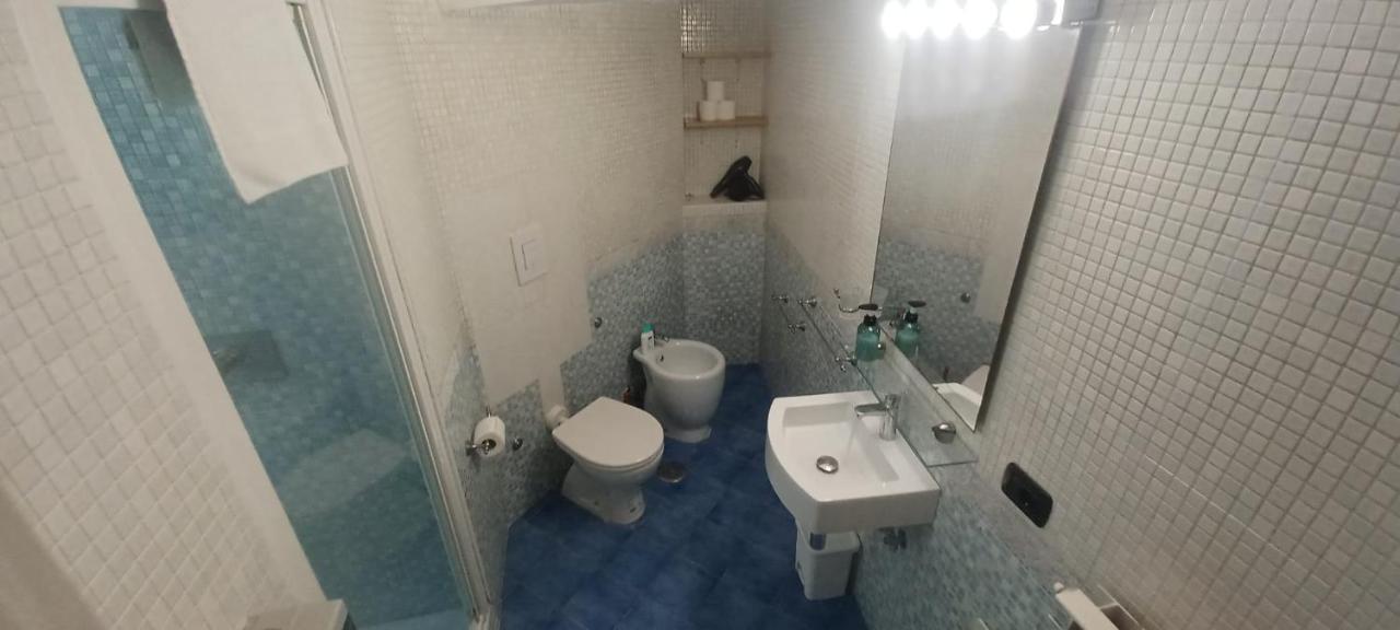 Apartamento Residenza Nunziatella Nápoles Exterior foto
